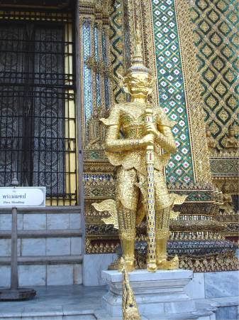 Detail, gems & gold- Bangkok