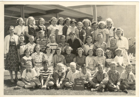 Mrs. Coatney's 4th grade, 1953-54