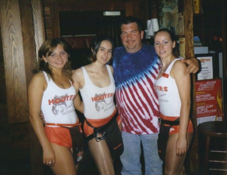 hooters switzerland interlaken