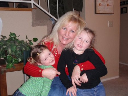 Me and Great Nieces Christmas 2009