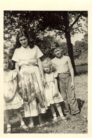 Aunt, Nephew and two neices