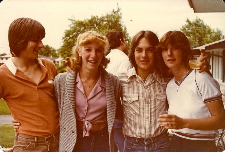 ?, Amy Cherweznik, me, and Judy Cherweznik 79