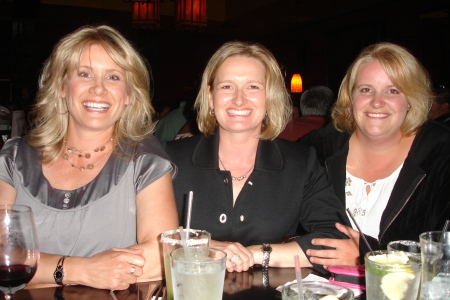 Karen, Lori & Wendy (Brosge) 2008