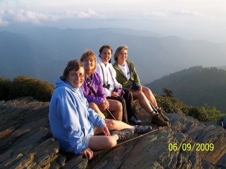 Hike to Mt. LeConte with great friends 6/09