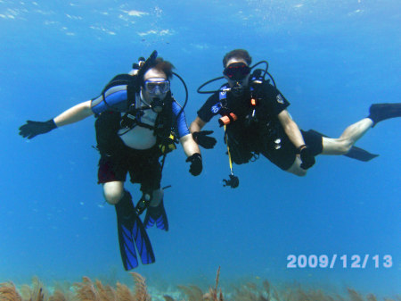 Scuba Diving in Fla. Keys Dec. '09