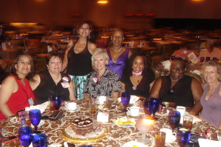 Some of the Avon Reps in Las Vegas 'Aug '09