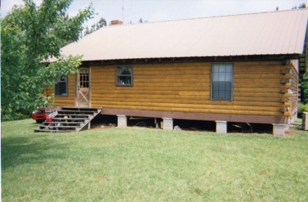 Log Cabin in Prricedale, MS