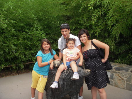 4/5ths of the crew at The National Zoo in DC