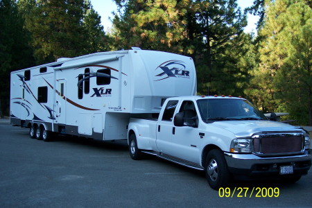 Our pick-up & 5th-wheel RV