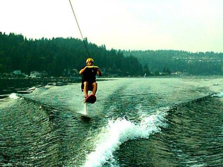 skyski on Lk Samm, WA