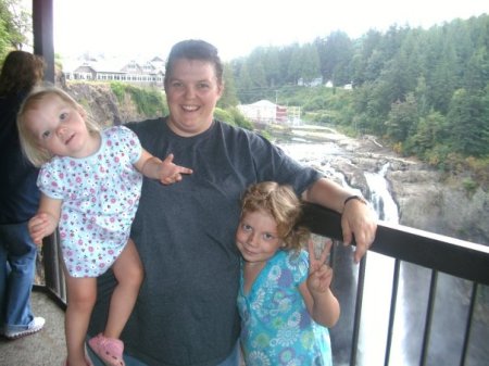 Julie and girls at Snoqualmie Falls, WA