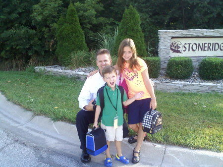 Tom, Paige and Ben 1st day of school 09