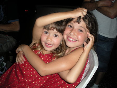 Anneliese & Dorothy, Brasilian Christmas 2008