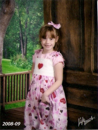 Chelsie's 1st grade spring picture