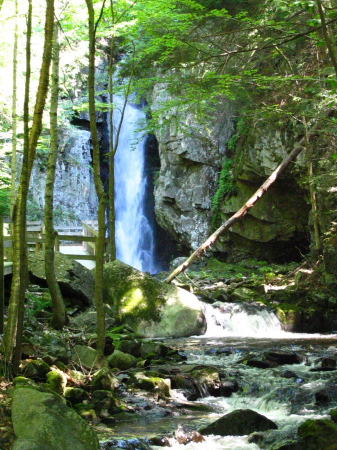 Luck Falls, NH