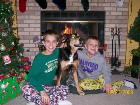 Kids and the dog Christmas 2009