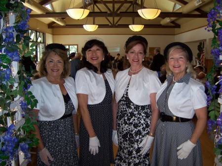 Singing at the Dunsmuir Mansion