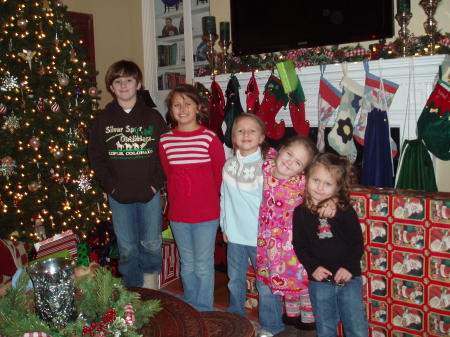 The "5 GrandKids" at Gramps & dd's House