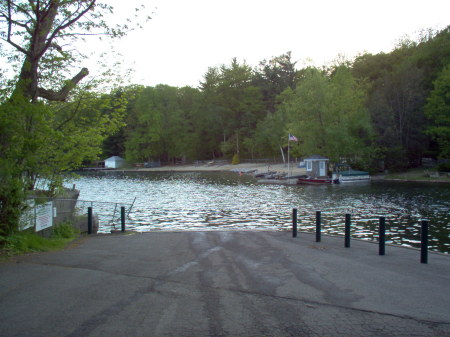 West Hill Pond New Hartford,CT.Boat Launch