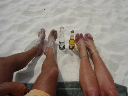 relaxing in aruba
