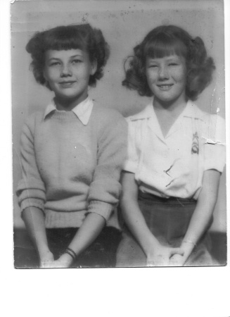 Lyda & Zoan Smith 1945
