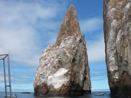 kicker rock san cristobal galapagos