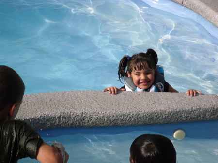 Mia in  the pool