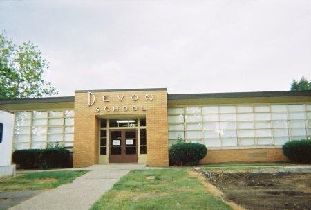 Devon Elementary School Logo Photo Album