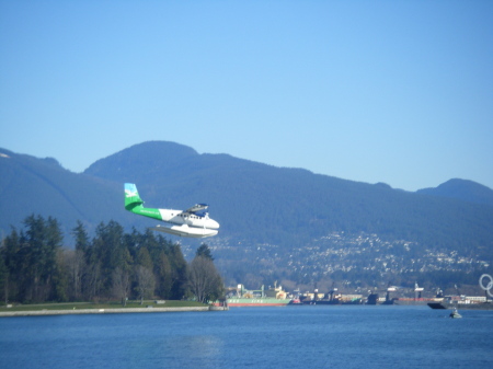 glying into coal harbour