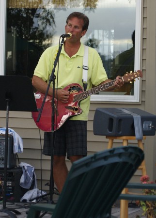 Preppy Le Pew - Back Yard Rock Star