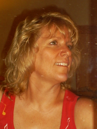 Laurie Elliott's Classmates® Profile Photo