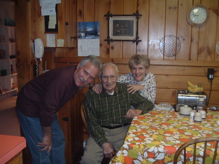 Roger , Dad , Linda 2007