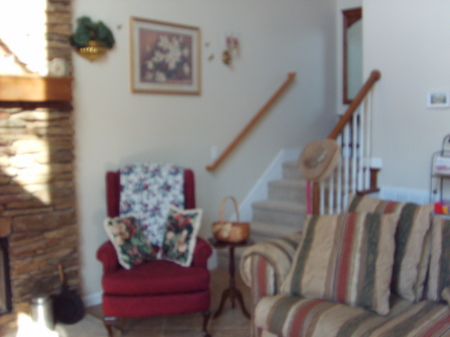 Living Room, facing stairs to loft room