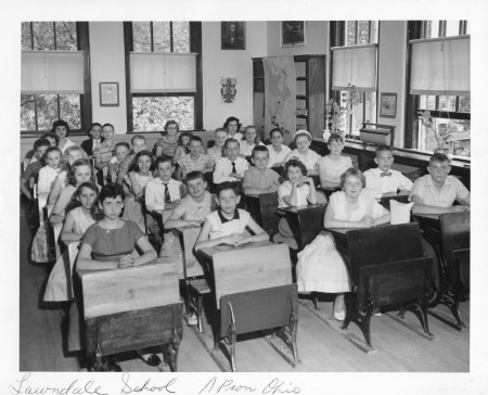 Sixth grade photo, Lawndale School, 1960