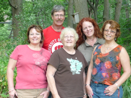 Me,Paul,Mom,Wendy, & Jean