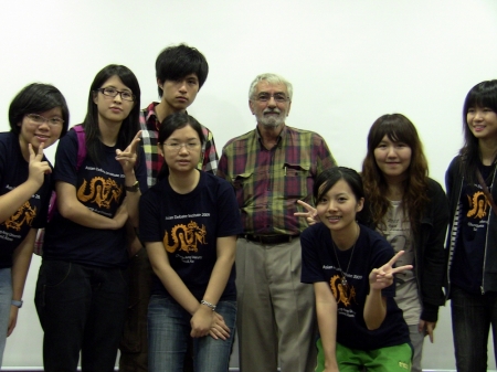 Taiwan Student Debaters in Seoul