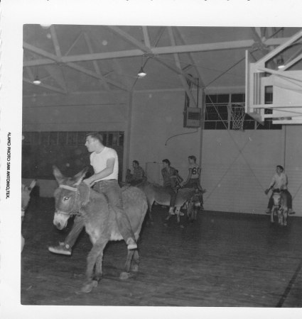 1957 basketball in Alto