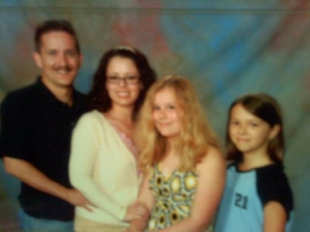 Daughter Michelle,Tony,Dacota and Cheyanne