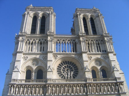Notre Dame Prais France 2009
