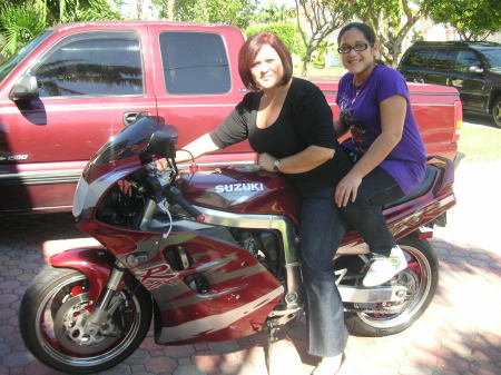 Biker chicks