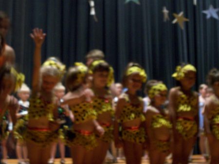 dancin feet studio's pre school class 2009