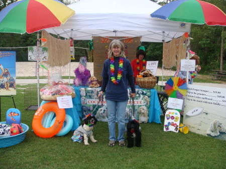 Deb at the Woodlands Spring Bark Event 2009