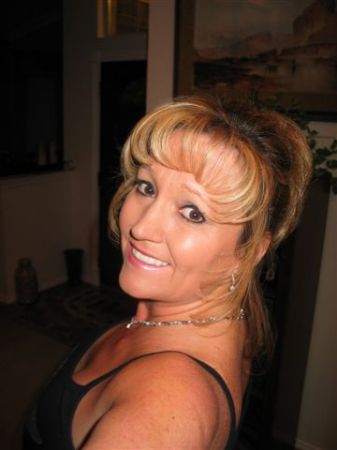 Annette Riggs's Classmates® Profile Photo