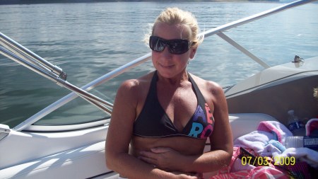 Me boating at Cumberland,KY-July 2009