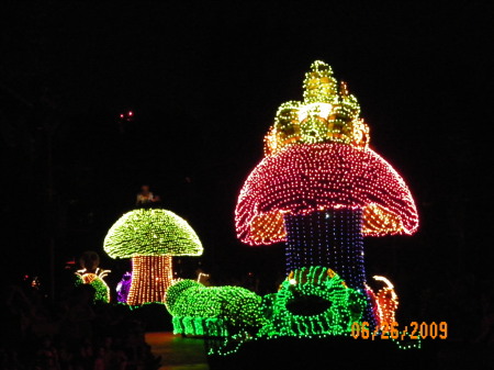 disneyland lidht parade 09 186