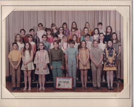 Mrs. Taylor's 6th grade class 1970