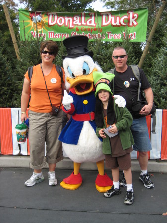 Family with Scrooge McDuck