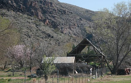 OLD BARN IN LaVERKIN UTAH