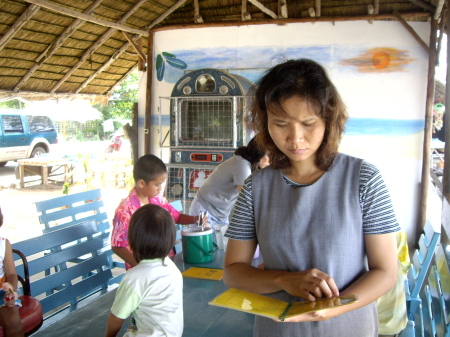 my wife, nurse at District Huy khot Uthaithani
