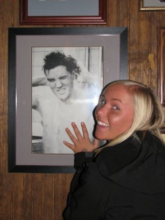 Hilary thinks young Elvis was so hot